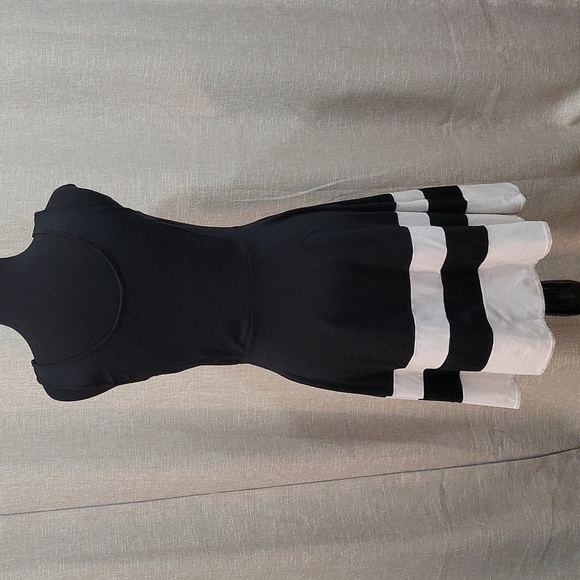 Banana Republic Black and White Stripe Dress - Picture 2 of 3